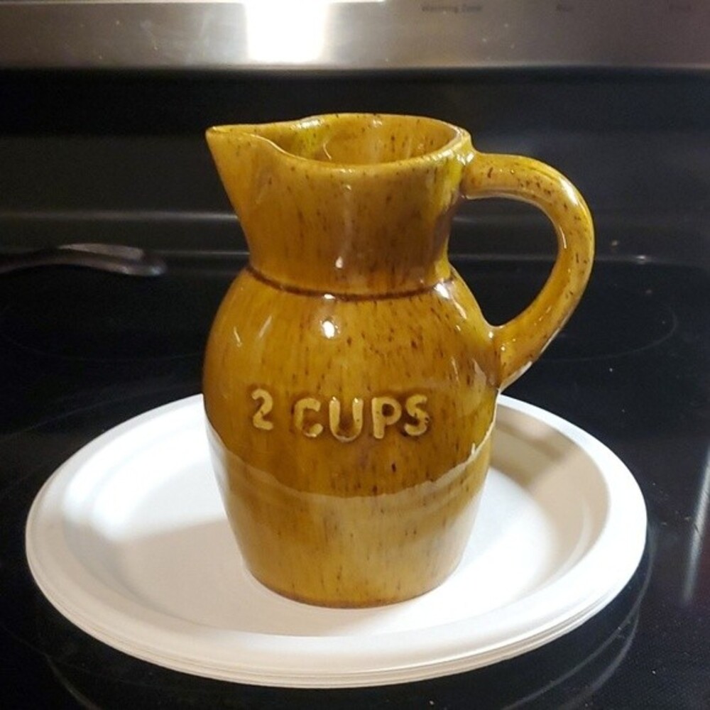 Los Angeles Potteries USA – 2 Cup Measuring Jug #19 – MCM Kitchenware Farmhouse